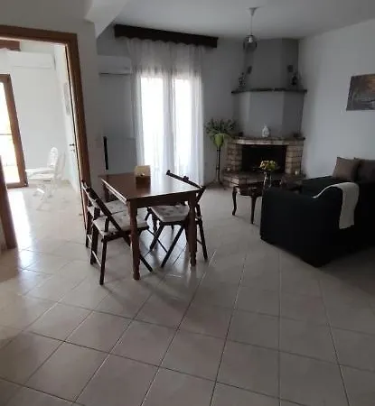 Panos Luxury Apartment